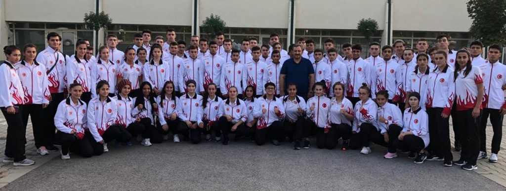 WAKO Gençler Avrupa Kick Boks Şampiyonası’ nda Gençlerimiz Esti Geçti