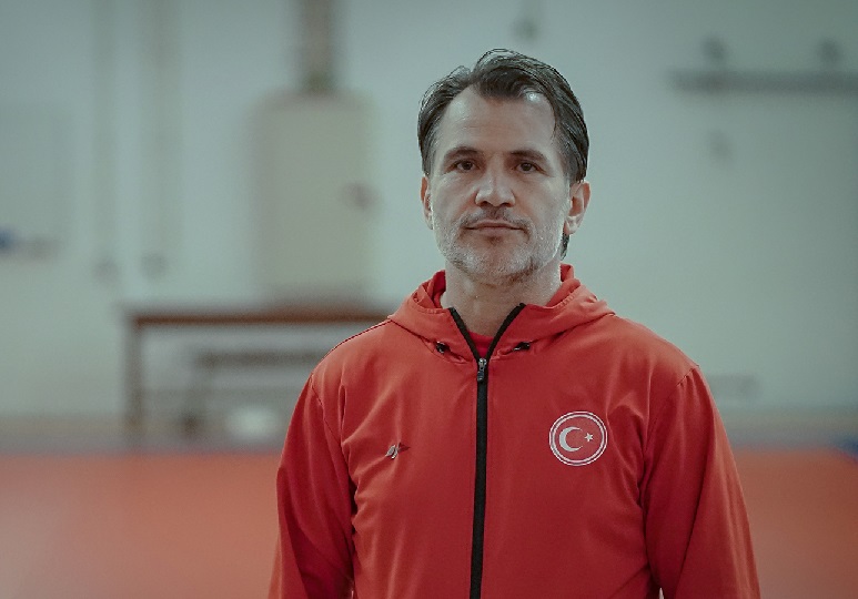 LEVENT AYDEMİR: “HEM MADALYALAR KAZANMAK, HEM DE OLİMPİYAT HEDEFİYLE PUANLAR TOPLAMAK İSTİYORUZ.”