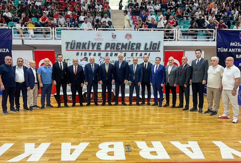Dostluğun ve Sporun Buluşma Noktası: TÜRKİYE PREMİER LİGİ RIDVAN GÜMÜŞ ETABI DİYARBAKIR’DA GERÇEKLEŞTİ