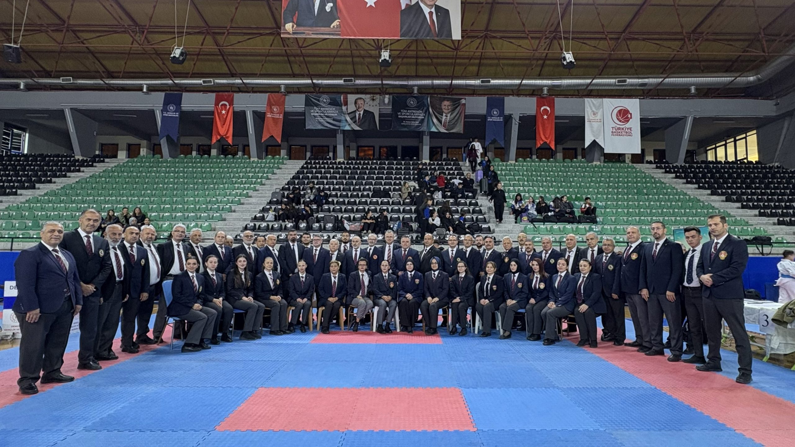 DENİZLİ’DE 3. ULUSLARARASI HALDUN ALAGAŞ KARATE TURNUVASI