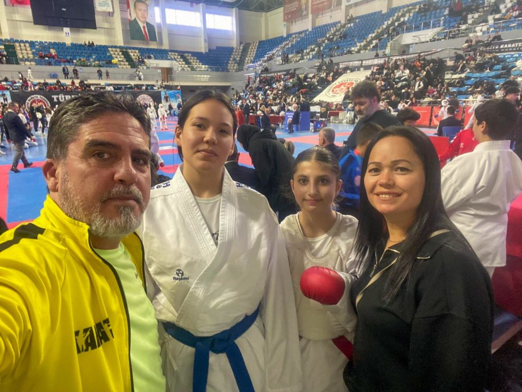 KUŞADASI RİTMİK ADA SPOR KULÜBÜ