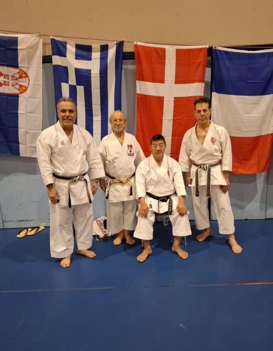 Sensei Naci Özsoy,Belçika'da Avrupa Belçika Shito-Kai Federasyon kurucu üyeleri ile birlikte