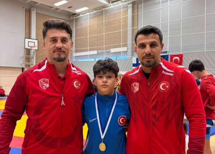 Malatyalı Güreşçilerden Finlandiya’da 5 Madalyalı Büyük Başarı